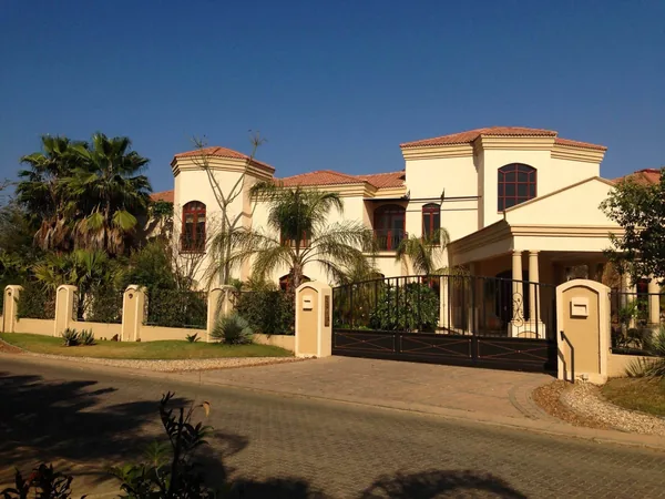 Phakalane Luxury Villa